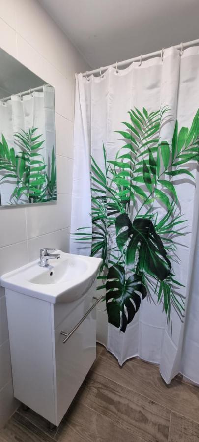 Hostal La Cabana Salou Exterior photo