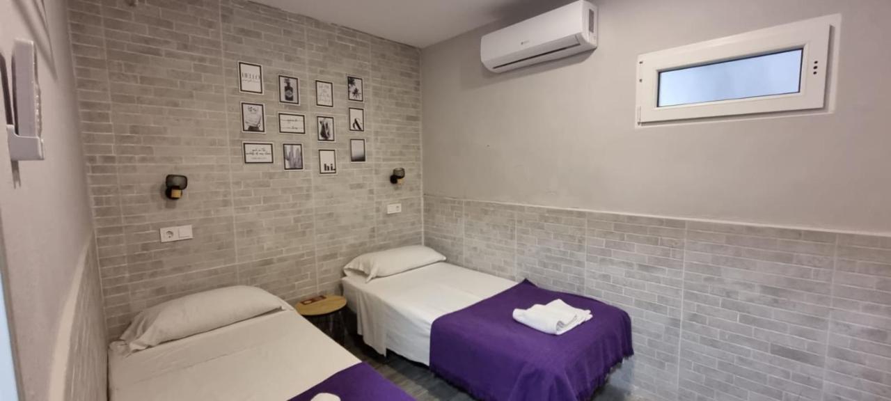 Hostal La Cabana Salou Exterior photo